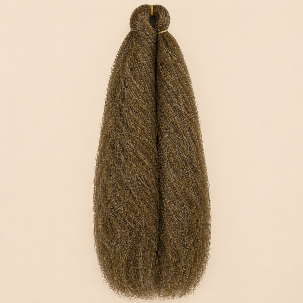Jumbo Braid 100% Kanekalon SuperBraid kleur 10 goudbruin, 60 cm, 85 gram op beige achtergrond