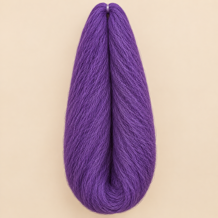 Jumbo Braid 100% Kanekalon SuperBraid kleur Purple paars, 60 cm, 85 gram op beige achtergrond