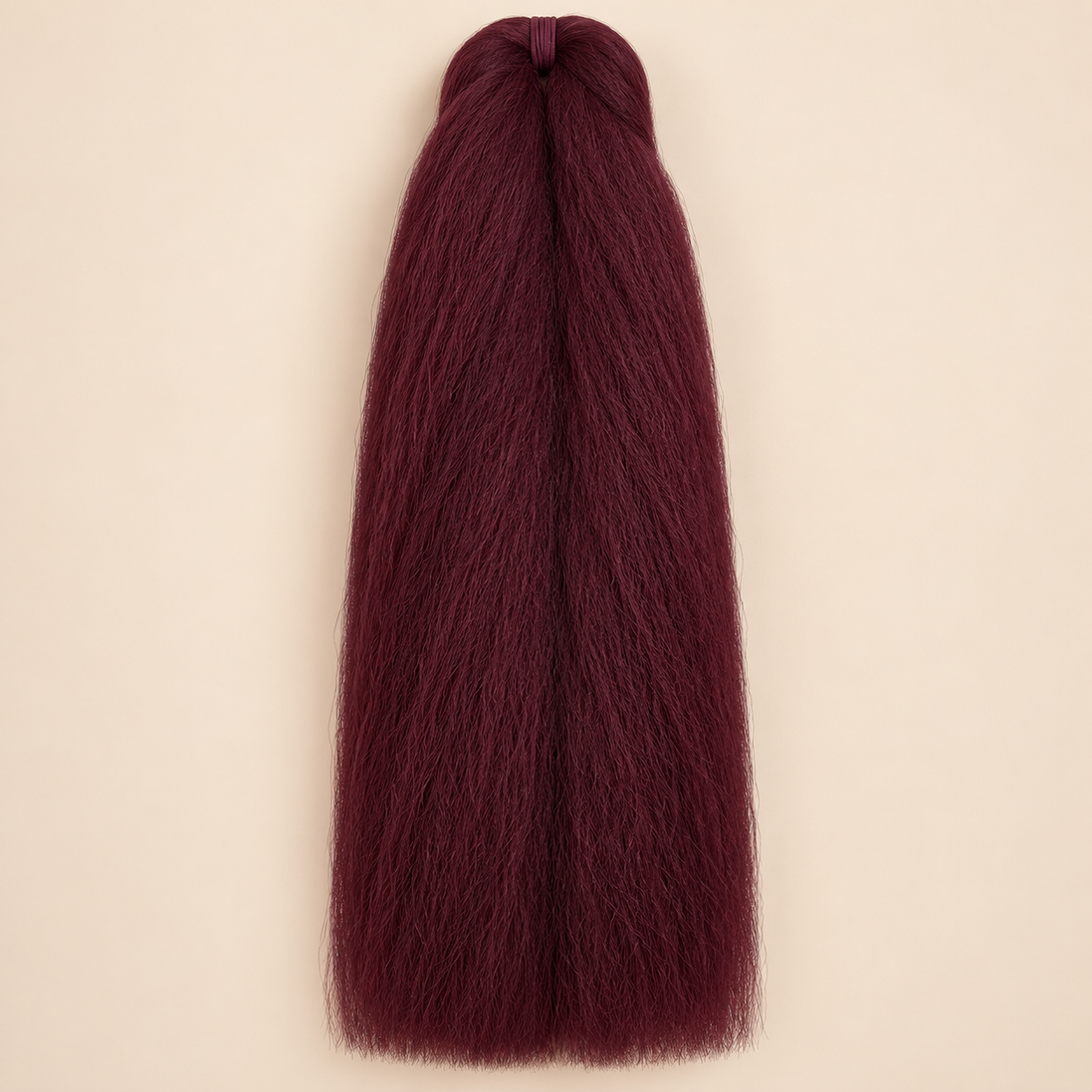 Jumbo Braid BraidOrDie 60 cm – RedWine wijnrood op beige achtergrond