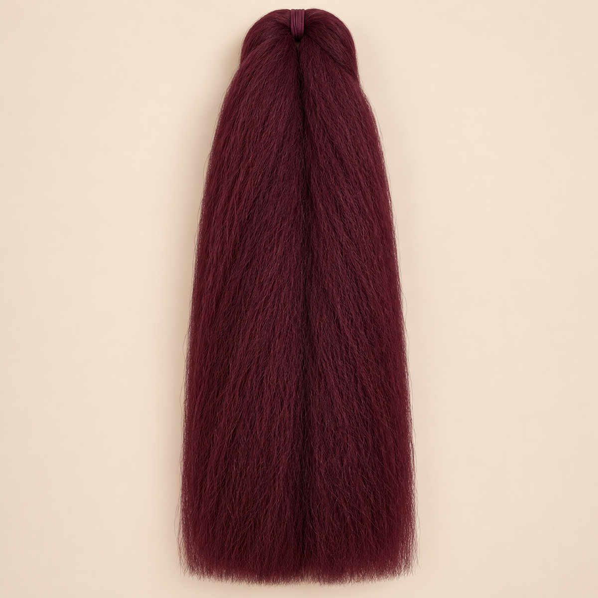 Jumbo Braid BraidOrDie 60 cm – RedWine wijnrood op beige achtergrond