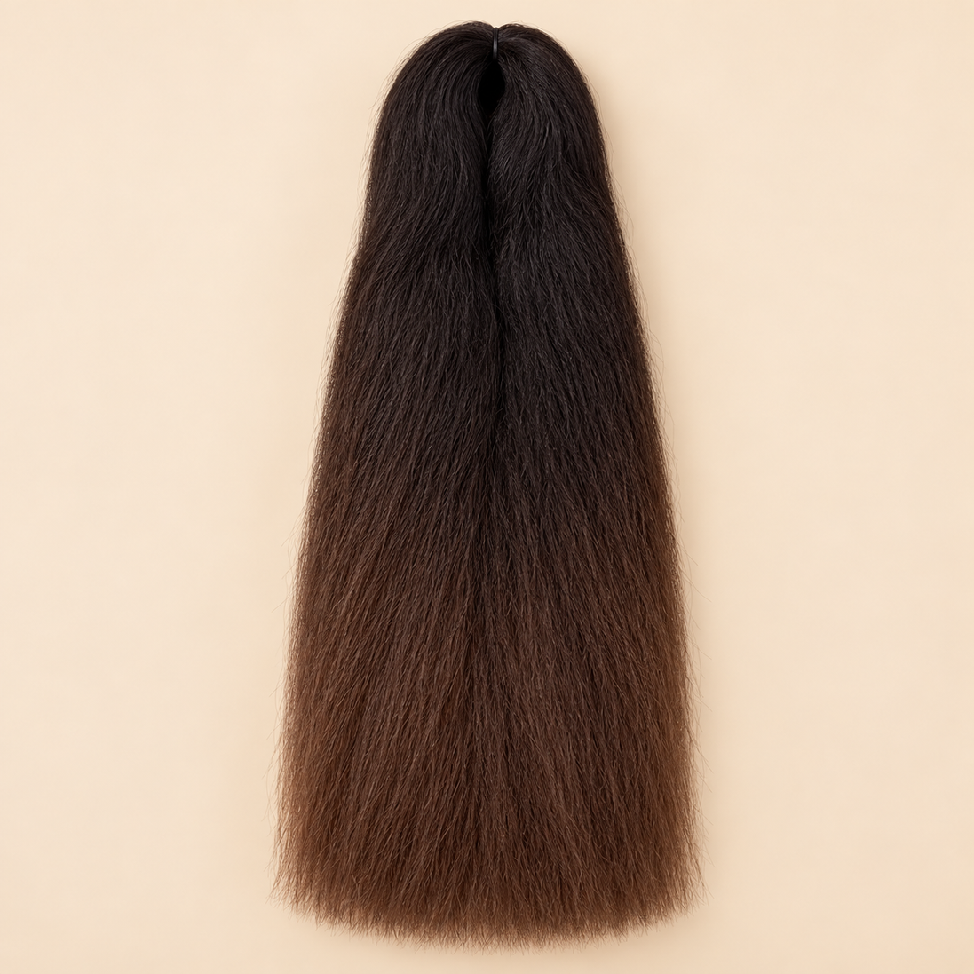 Jumbo Braid BraidOrDie 60 cm – T1B/6 zwartbruin-bruin op beige achtergrond