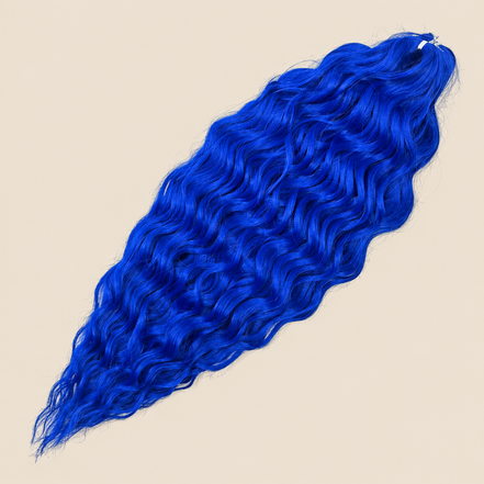 Kate golvend invlechthaar 60 cm in blauw (Blue1) op beige achtergrond