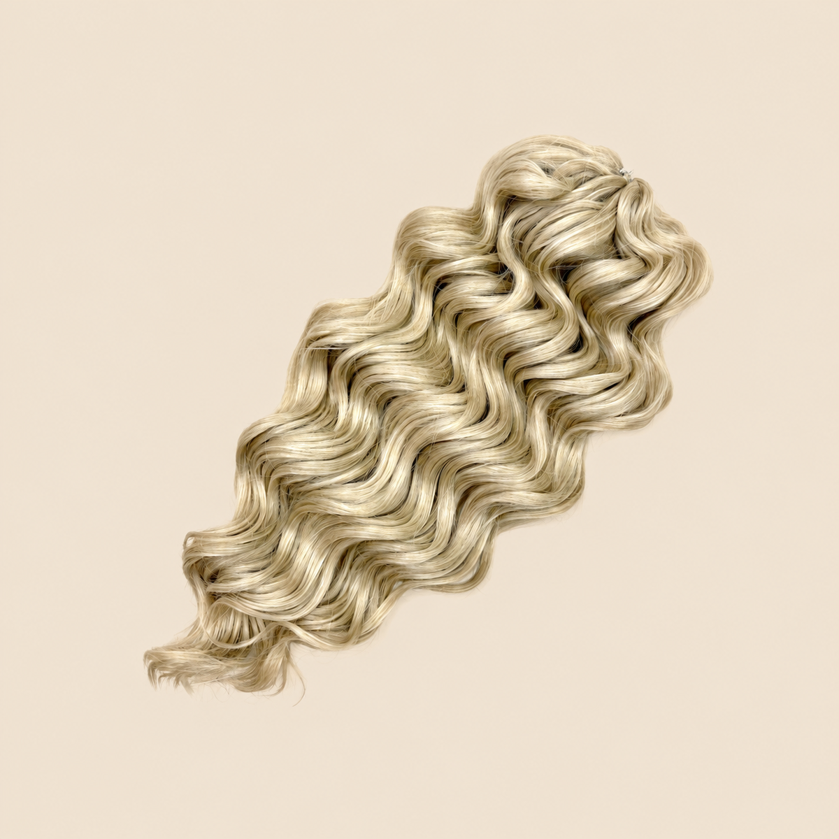 Manasi golvend invlechthaar 40 cm – 300 gram – 22 op beige achtergrond