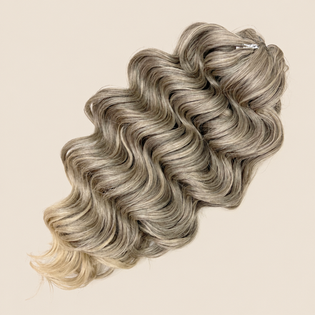 Manasi Golvend Invlechthaar 50 cm 300 g – donkerbruin-beigeblond ombre (T4/22) – De HaarBoetiek
