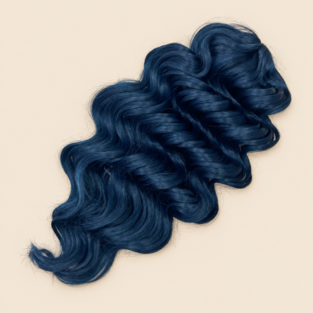 Manasi golvend invlechthaar 50 cm – 300 gram – Blueberry op beige achtergrond