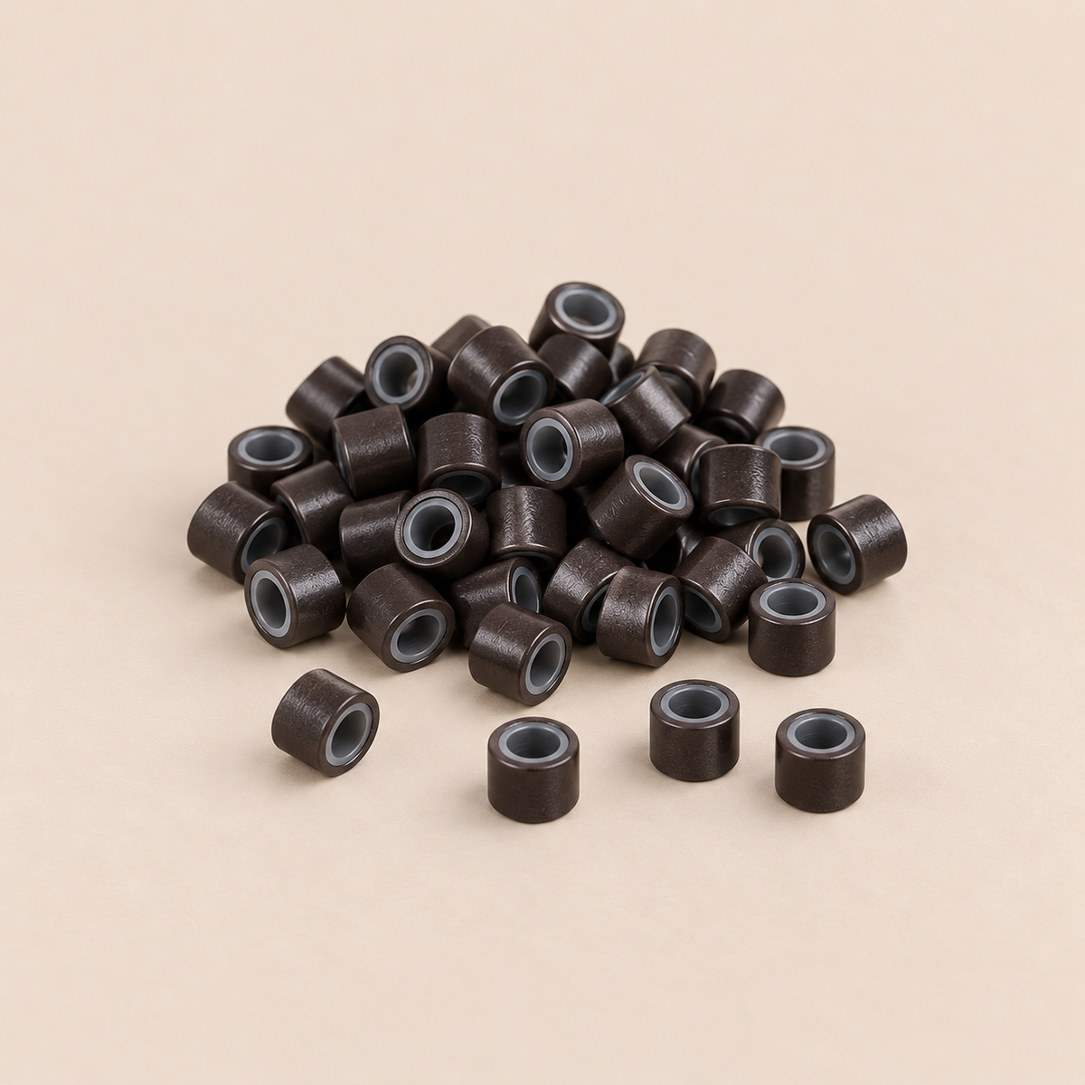 Micro-ringen 5,0 mm aluminium met siliconen binnenlaag – donkerbruin – 100 stuks – De HaarBoetiek