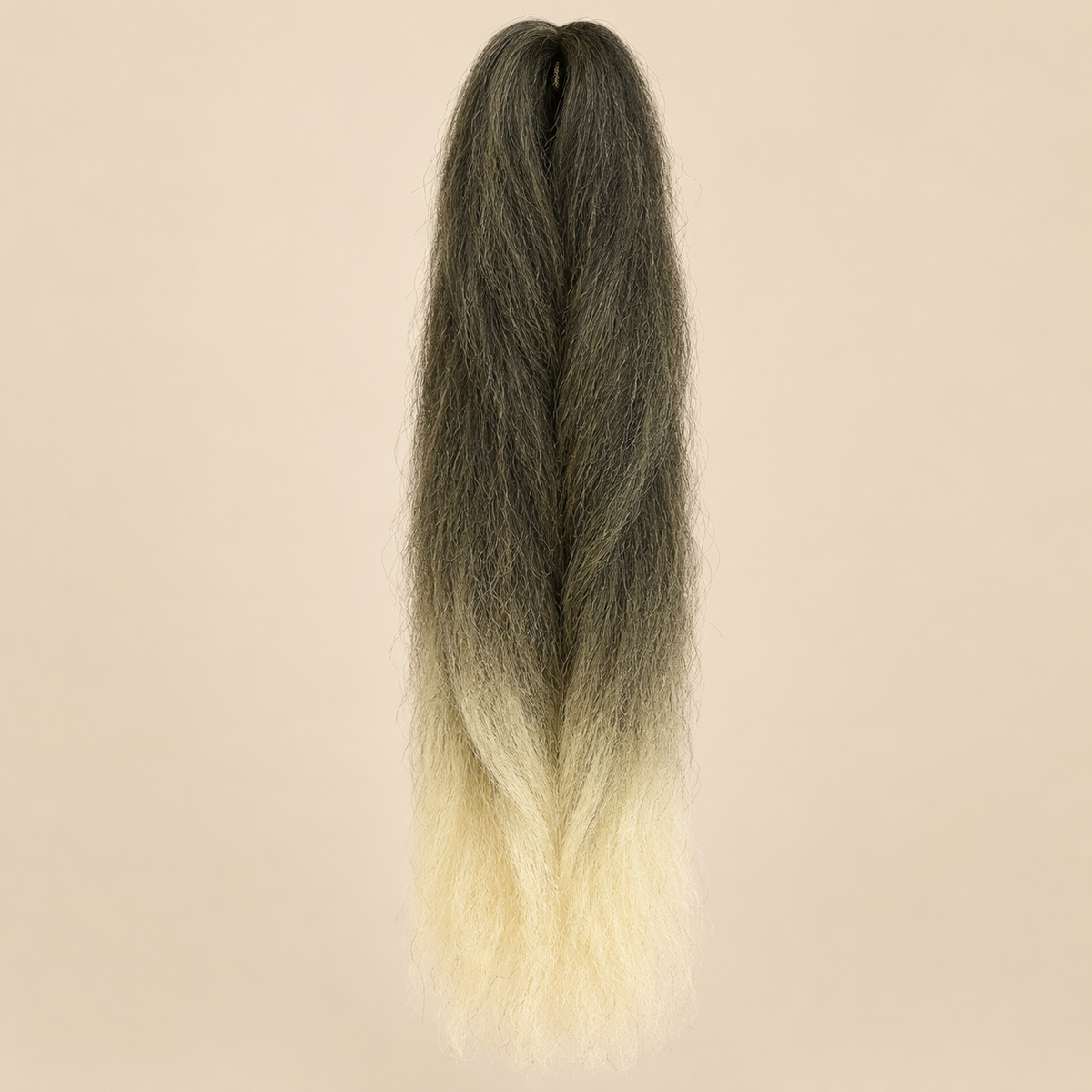 Ombre Jumbo Braid EVE 60 cm – T1B/613 zwart-lichtblond op beige achtergrond