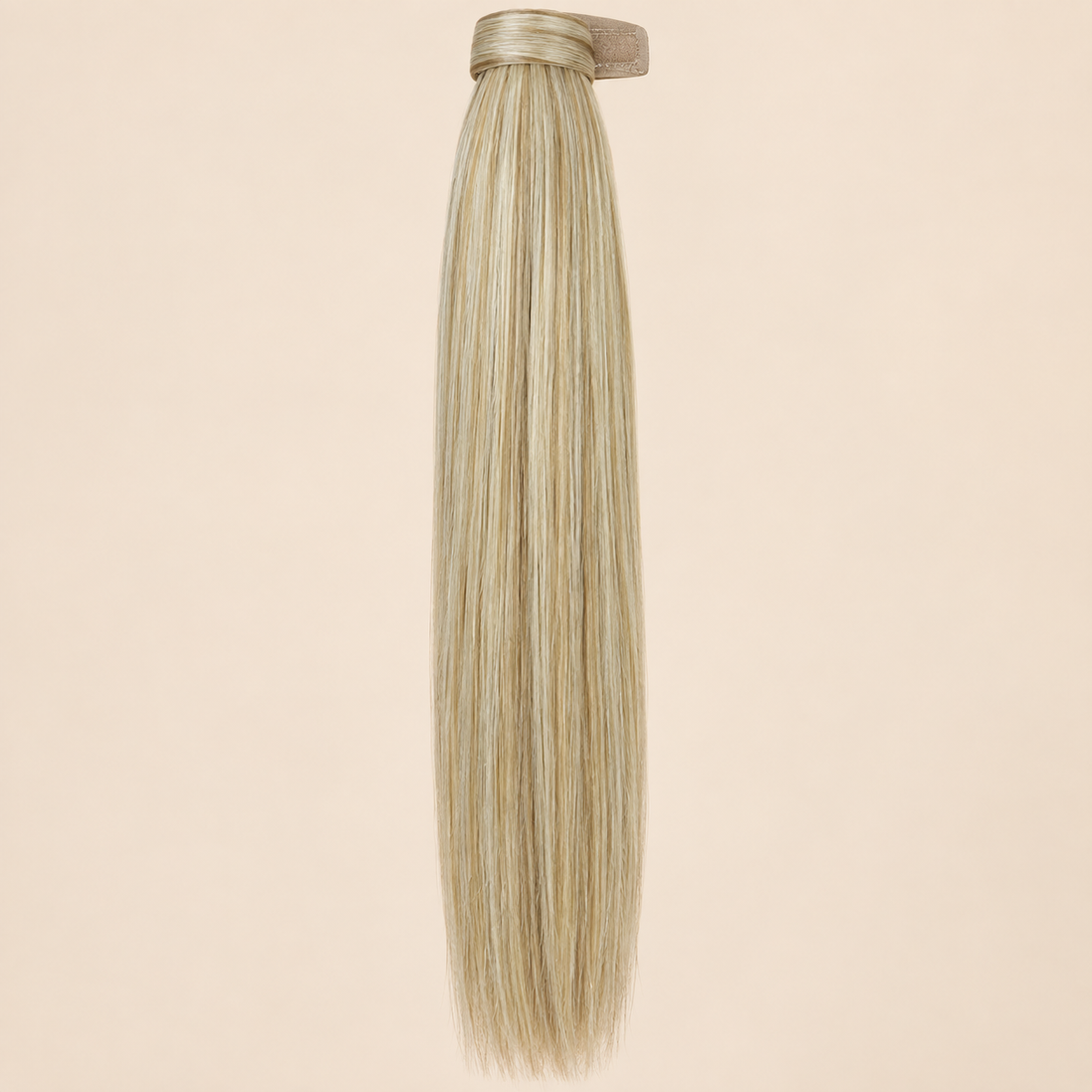 Steile ponytail met klittenband zandblond (Tan Blonde) 60 cm – De HaarBoetiek