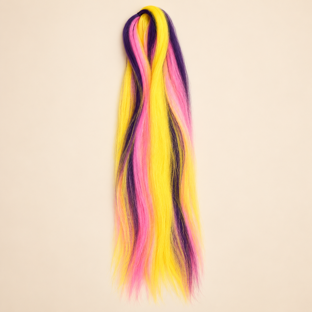 Jumbo Braid Pre-Stretched RastAfri 65 cm – F.PinkSunkiss paars-roze-geel op beige achtergrond