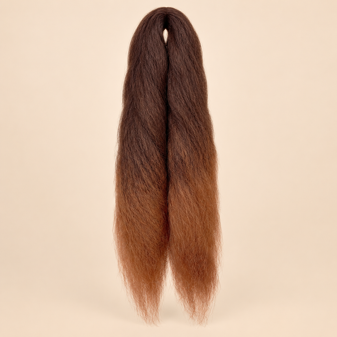 Jumbo Braid Pre-Stretched RastAfri 65 cm – BT4/30 donkerbruin-koperbruin op beige achtergrond