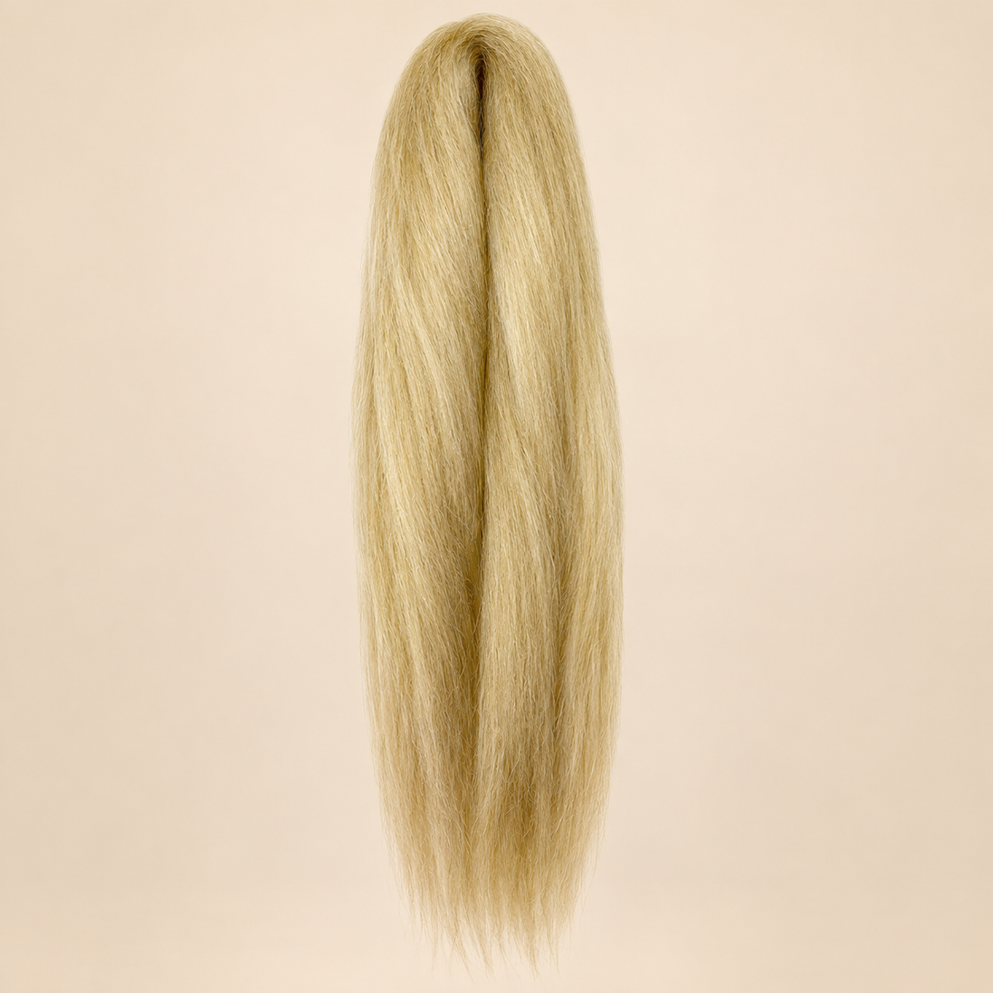 Jumbo Braid Pre-Stretched RastAfri 65 cm – M27/613 honingblond-lichtblond op beige achtergrond