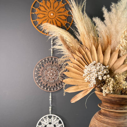 Dromenvanger Three in a Row 118cm handgemaakte dreamcatcher - De HaarBoetiek