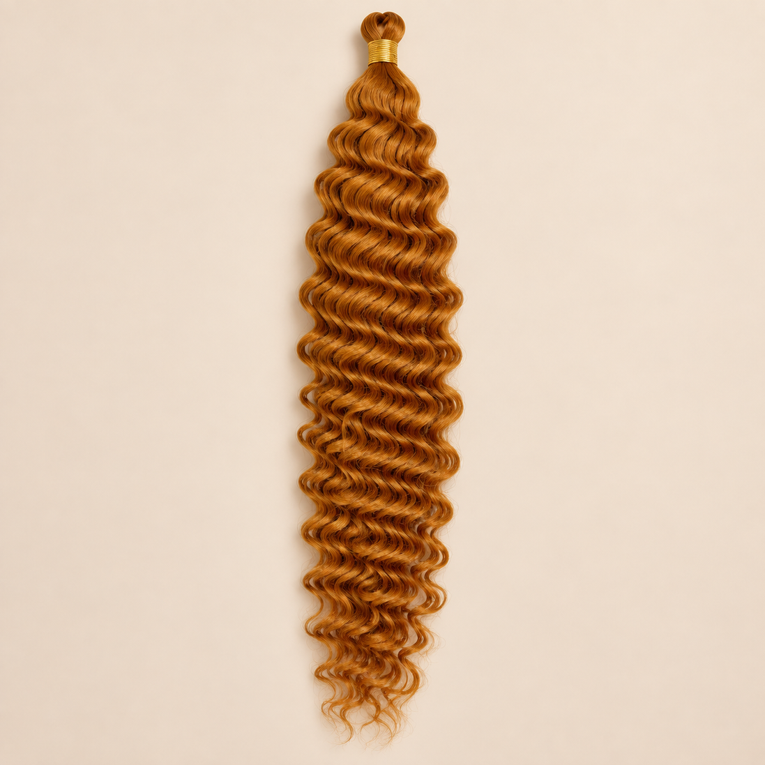 Amber koper RastAfri Jamaican Curl kanekalon vlechthaar, Amber, 50 cm, 85 gram, beige achtergrond