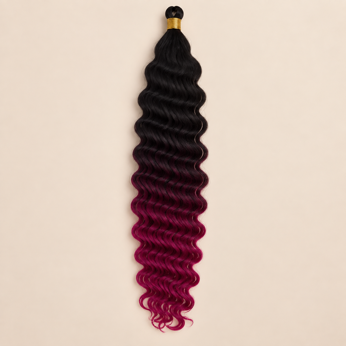 Fuchsia ombré RastAfri Jamaican Curl kanekalon vlechthaar, GTOM/Fuchsia, 50 cm, 85 gram, beige achtergrond
