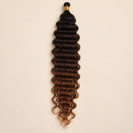 Zwart naar koperbruin ombré RastAfri Jamaican Curl kanekalon vlechthaar, T1B/30, 50 cm, 85 gram, beige achtergrond