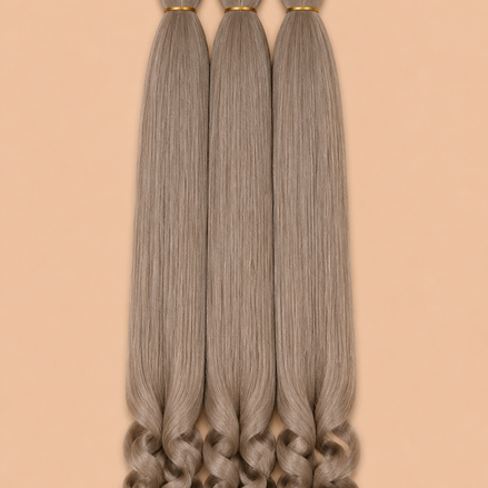 RastAfri Easy 3-in-1 Goddess Smokey Taupe invlechthaar 3-pack op lichtbeige achtergrond