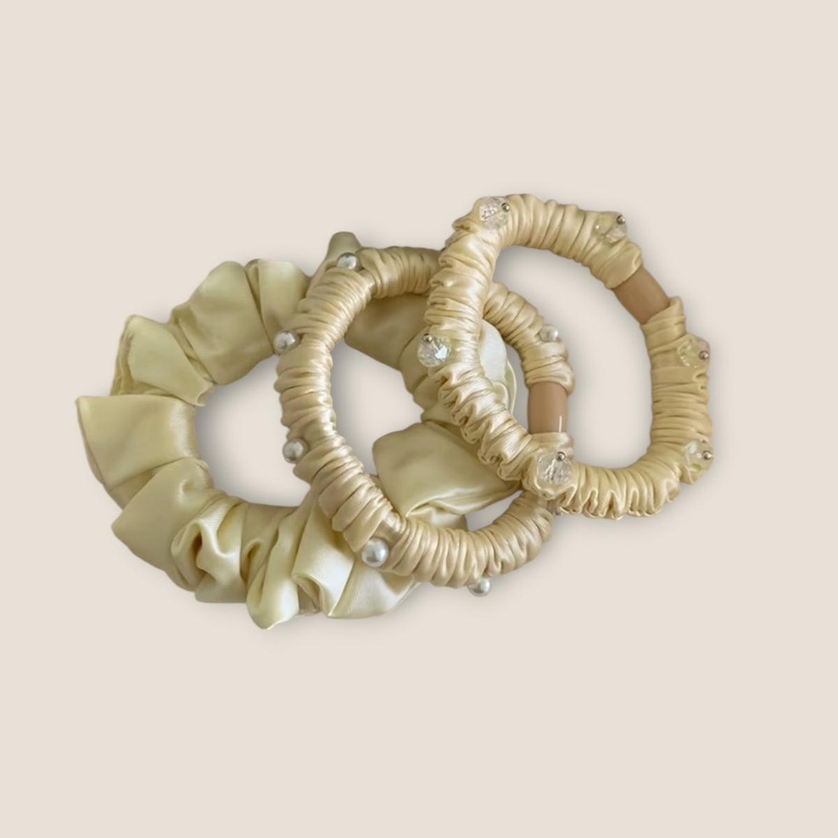 Scrunchie Set Pearl Champagne – De HaarBoetiek