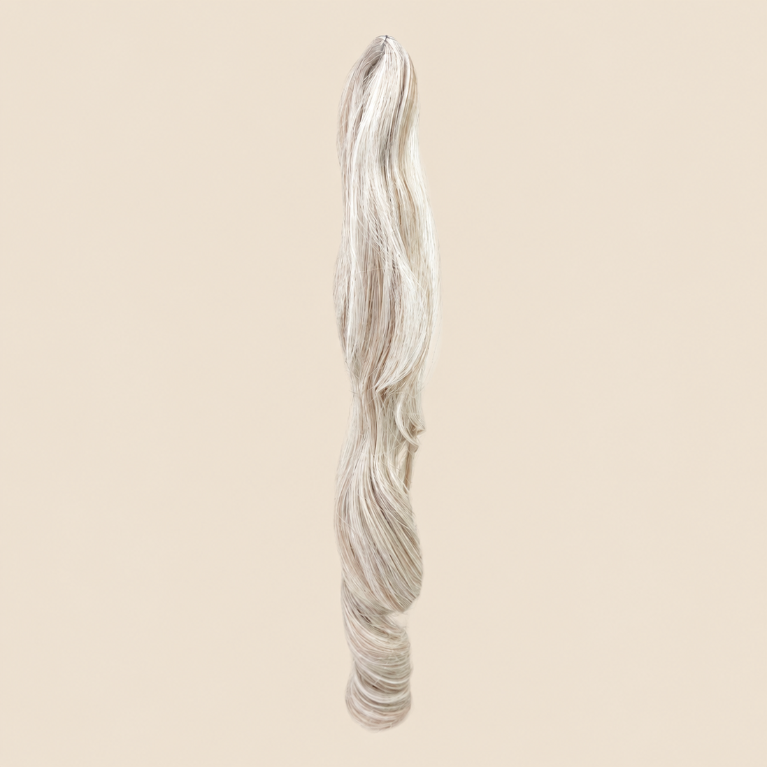 Tiana golvend invlechthaar licht asblond (56C), 55 cm, 300 gram – De HaarBoetiek