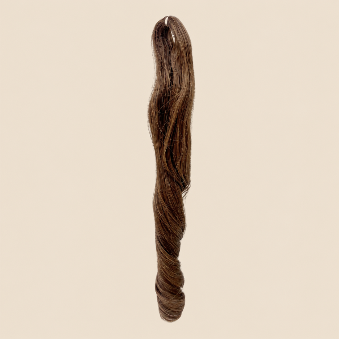 Tiana golvend invlechthaar middenbruin (6), 55 cm, 300 gram – De HaarBoetiek