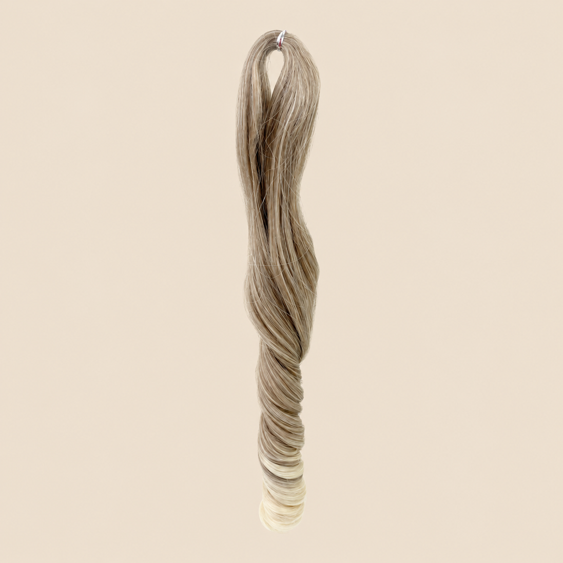 Tiana golvend invlechthaar blond ombré (T-Linen(62)), 55 cm, 300 gram – De HaarBoetiek