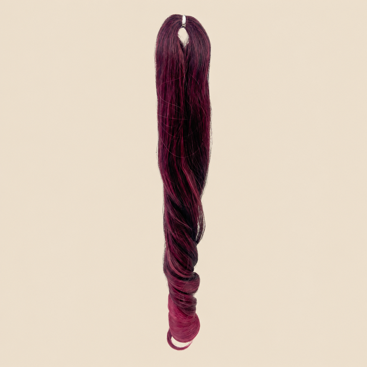 Tiana golvend invlechthaar zwart-bordeaux ombré (T1B/118), 55 cm, 300 gram – De HaarBoetiek