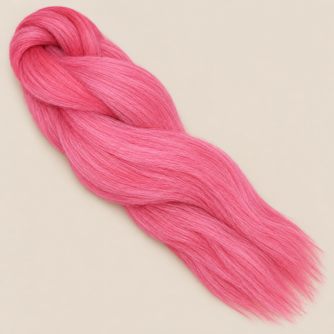 Ultra Braid kanekalon Hot Pink felroze 100 cm, 165 gram op beige achtergrond
