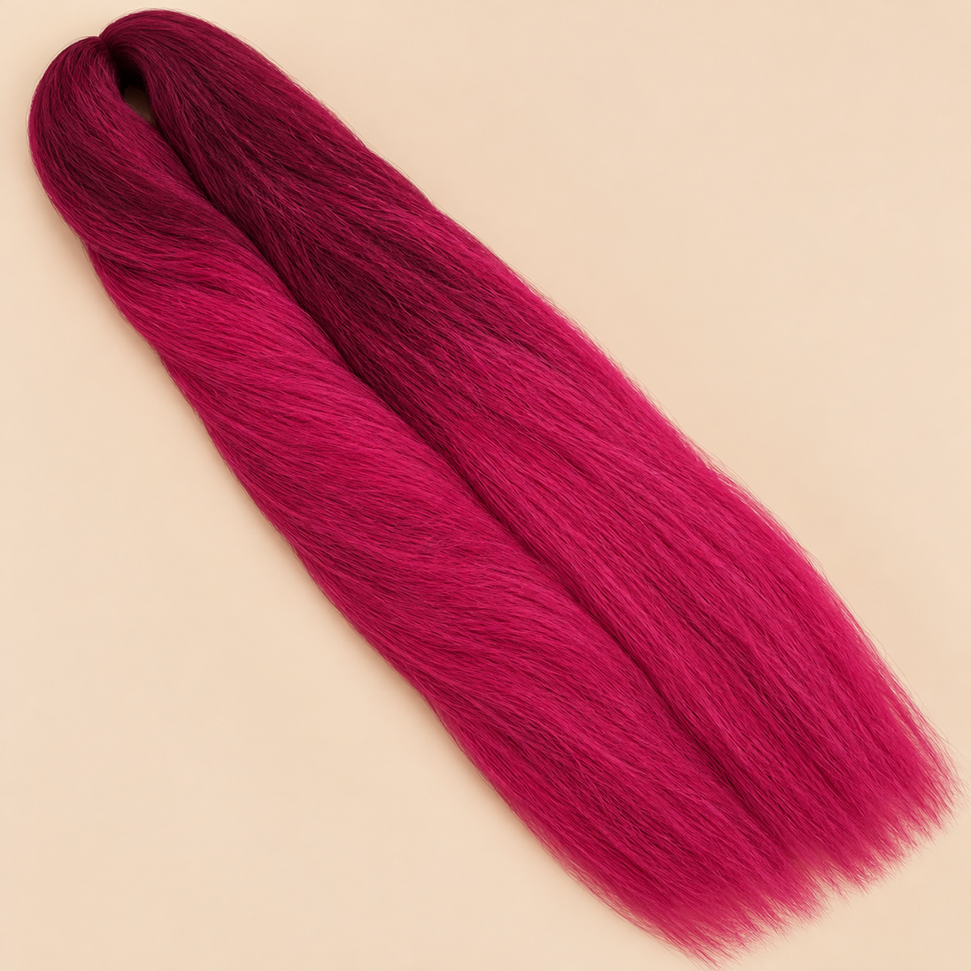 Ultra Braid kanekalon Cherry kersenrood 100 cm, 165 gram op beige achtergrond