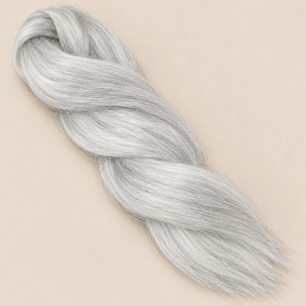 Ultra Braid kanekalon 60 wit 100 cm, 165 gram op beige achtergrond