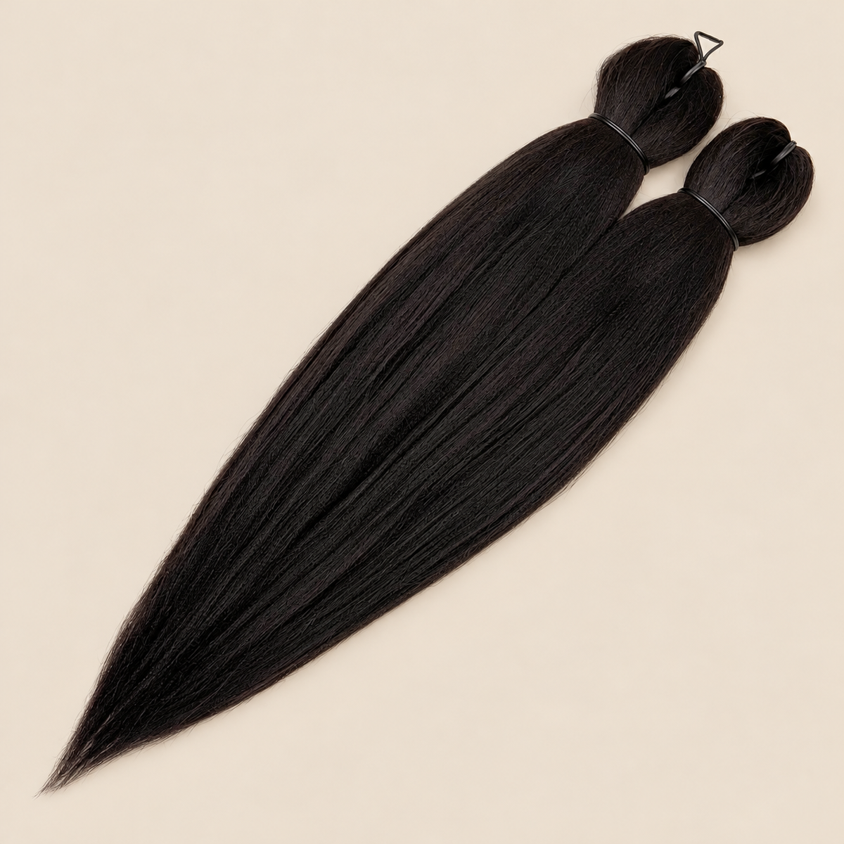 Ultra Braid 2-in-1 Pre-stretched kleurcode 2, kleur 2, 60 cm, op een beige achtergrond