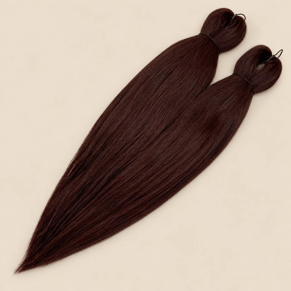 Ultra Braid 2-in-1 Pre-stretched kleurcode 33, kleur 33, 60 cm, op een beige achtergrond