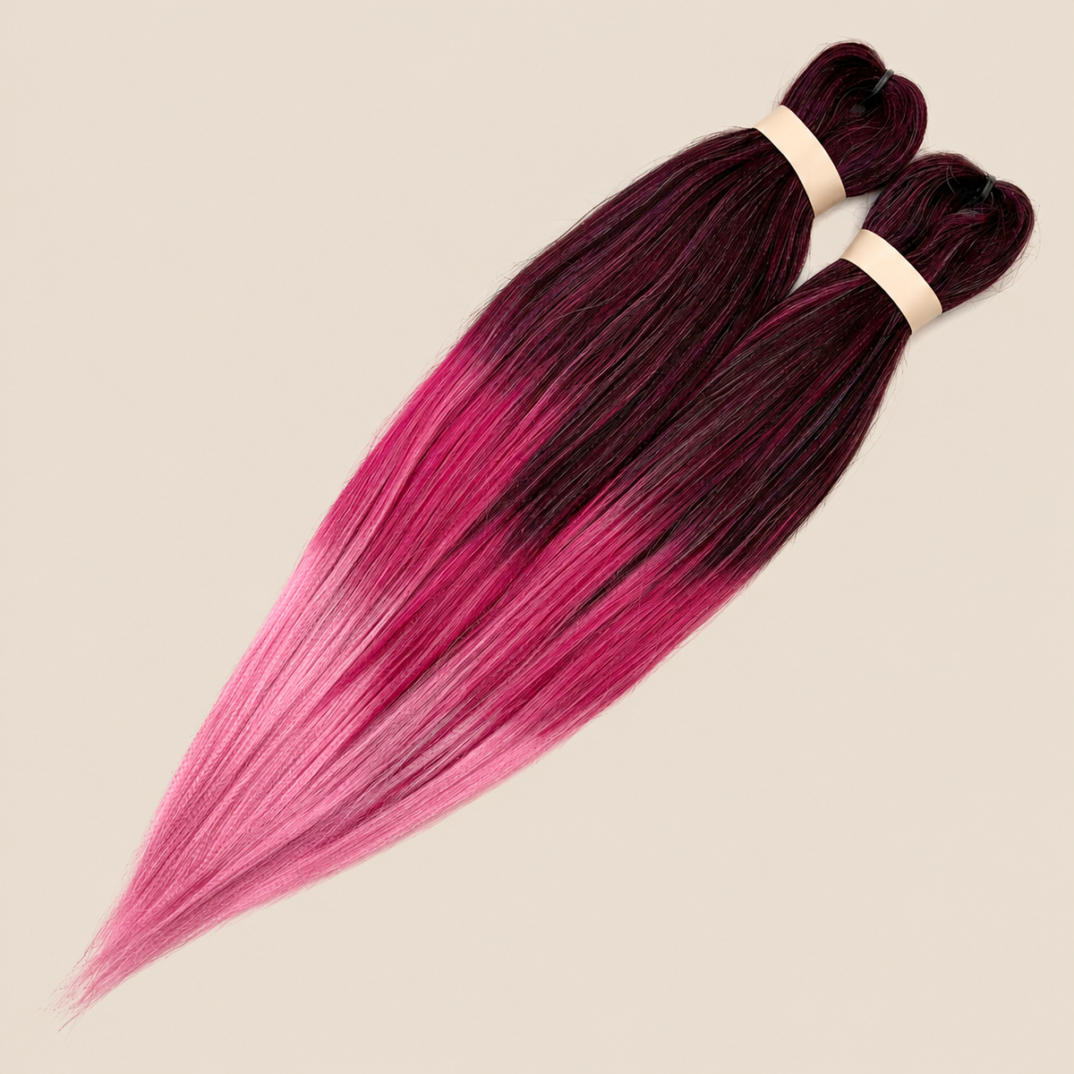 Ultra Braid pre-stretched T3/OM/Plum Blossom bordeaux roze ombre 60 cm, 160 gram op beige achtergrond