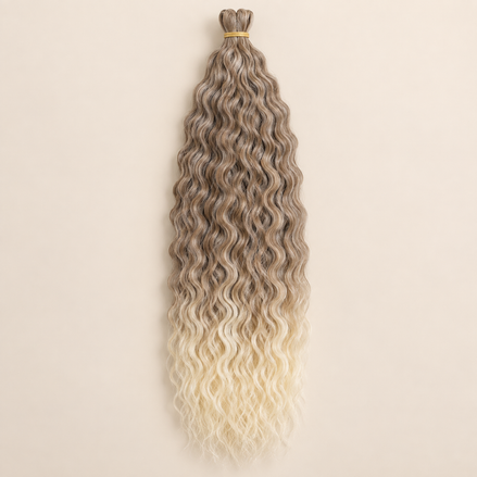 Wavy Kanekalon Ursula 62 Taupe naar parelblond krullend invlechthaar 55 cm