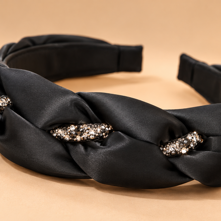 Gevlochten Satijnen Diadeem met Strass – Zwart – De HaarBoetiek